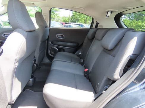 Used 2020 Honda HR-V EX image 12