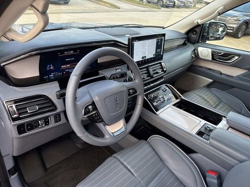 Used 2024 Lincoln Navigator Black Label AWD/4WD image 20
