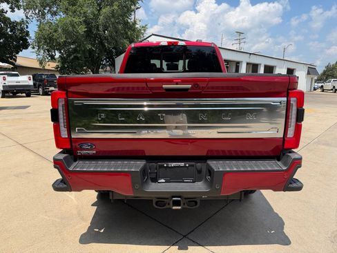 Used 2024 Ford F250 Platinum AWD/4WD image 29