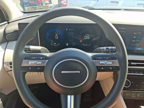 Used 2025 Hyundai Tucson SEL AWD/4WD image 18
