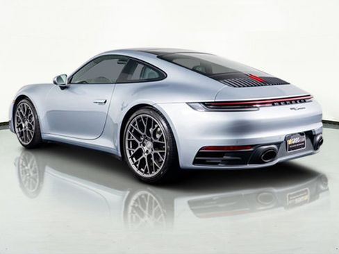 Used 2021 Porsche 911 Carrera image 11