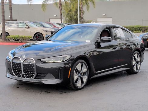Used 2023 BMW i4 eDrive40 w/ Premium Package RWD image 5