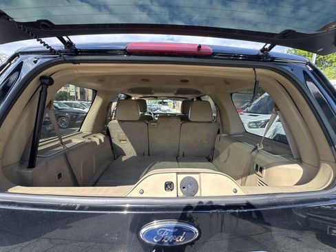 Used 2012 Ford Expedition XLT AWD/4WD image 24