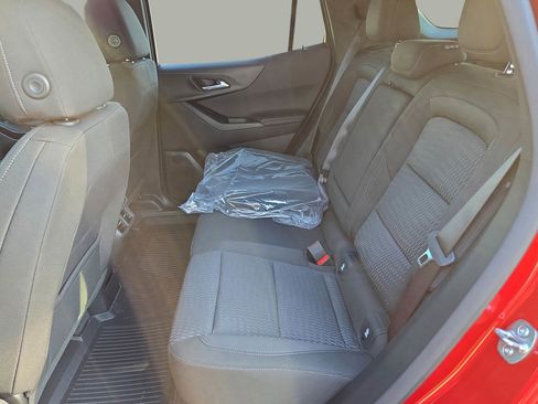 New 2026 Chevrolet Equinox LT image 13