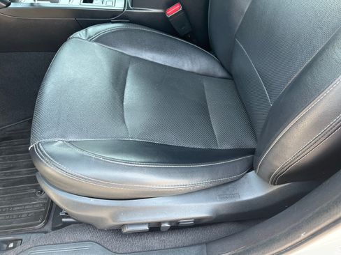 Used 2016 Subaru Outback 2.5i Limited AWD/4WD image 14