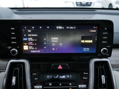 Certified 2023 Kia Sorento X-Line EX image 22