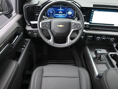 New 2026 Chevrolet Silverado 1500 LTZ w/ Z71 Off-Road Package AWD/4WD image 11
