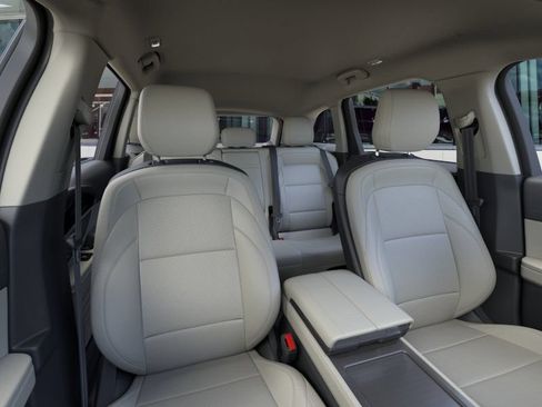 New 2026 Lincoln Nautilus Premier AWD/4WD image 27