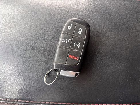 Used 2014 Dodge Durango R/T w/ Technology Group AWD/4WD image 40