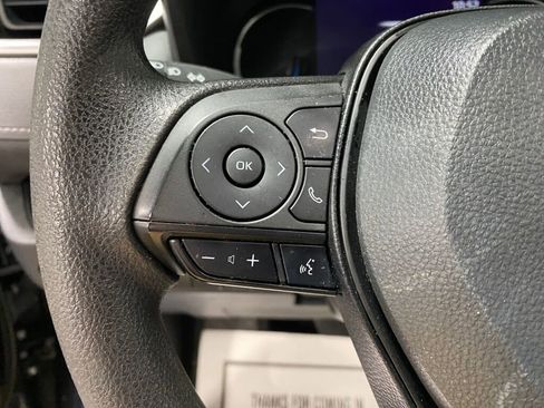 Used 2023 Toyota RAV4 XLE image 10