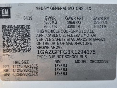 Used 2019 Chevrolet Express 3500 LT w/ LT Preferred Equipment Group image 32