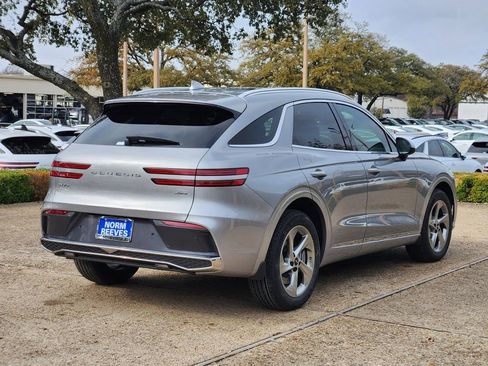New 2026 Genesis GV70 2.5T Select AWD/4WD image 4