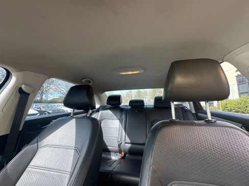 Used 2013 Volkswagen Passat 2.5 SE image 29