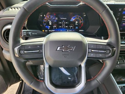 Used 2024 Chevrolet Colorado Z71 w/ Z71 Convenience Package 2 image 36