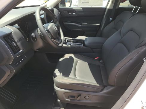 New 2026 Nissan Pathfinder SL w/ Cargo Package FWD image 19
