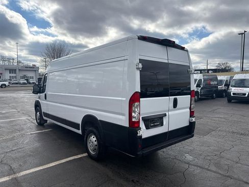 Used 2019 RAM ProMaster 3500 w/ Interior Convenience Group image 7