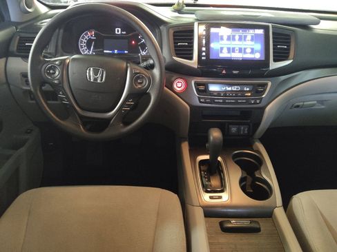 Used 2018 Honda Pilot EX image 22