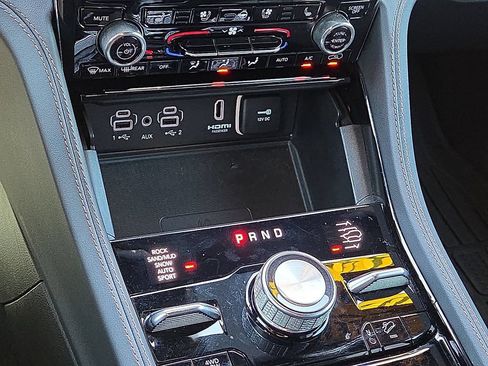 Used 2023 Jeep Grand Cherokee L Summit AWD/4WD image 29
