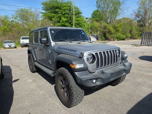 Used 2020 Jeep Wrangler Unlimited Sport image 3