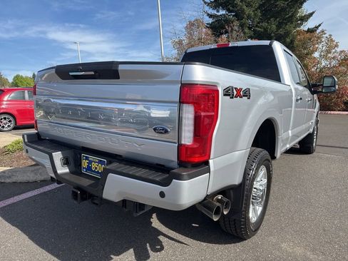 Used 2019 Ford F250 Platinum AWD/4WD image 8