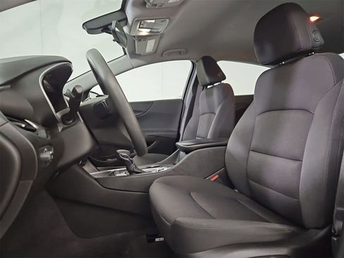 Used 2022 Chevrolet Malibu LT image 16