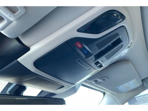 Used 2025 Subaru Outback Onyx Edition image 23