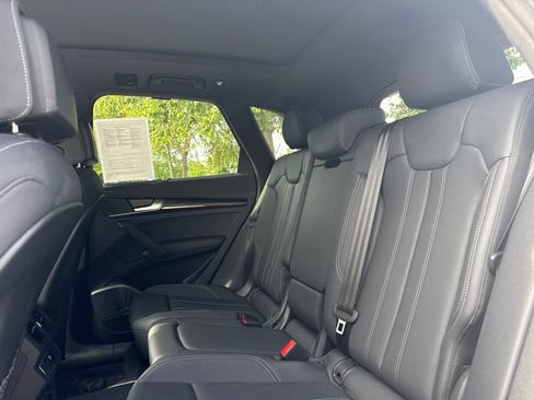 Used 2025 Audi SQ5 Premium Plus AWD/4WD image 21