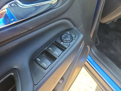 Used 2024 Chevrolet Equinox LT FWD image 11