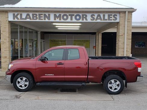 Used 2010 Toyota Tundra 4x4 Double Cab image 2