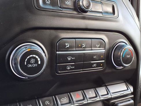 Used 2023 Chevrolet Silverado 1500 Custom image 7