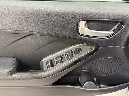 Used 2017 Kia Forte LX w/ LX Popular Package FWD image 15