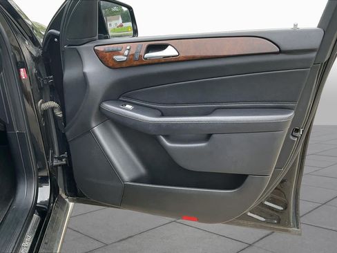 Used 2019 Mercedes-Benz GLS 450 4MATIC image 22