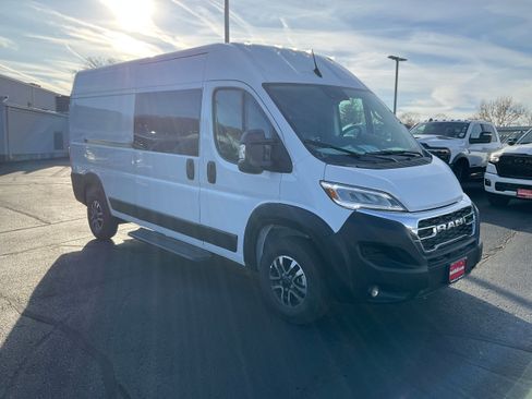 New 2026 RAM ProMaster 2500 w/ Quick Order Package 22G SLT image 1