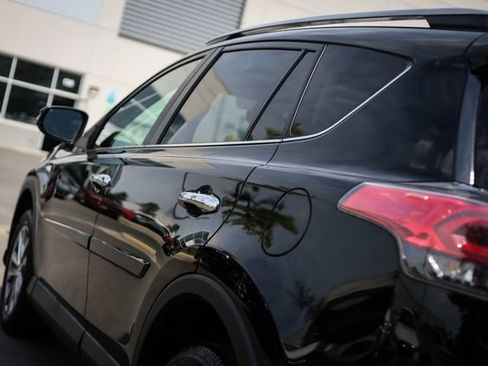 Used 2018 Toyota RAV4 Limited w/ Advanced Technology Package AWD/4WD image 12