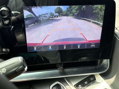 Used 2020 Chevrolet Corvette Stingray Preferred Conv w/ 2LT Preferred Equipment Group RWD image 25