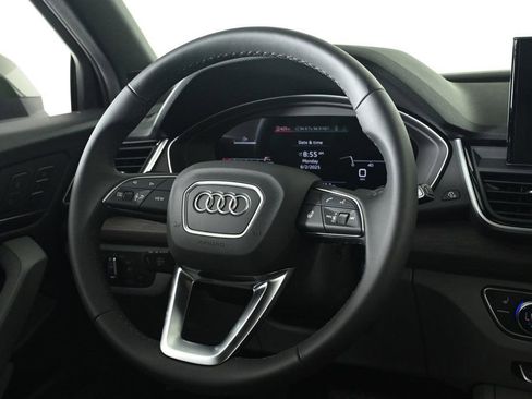 Used 2025 Audi Q5 2.0T Premium Plus w/ Premium Plus Package image 10