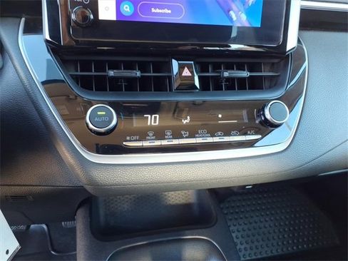 Used 2024 Toyota Corolla LE image 12