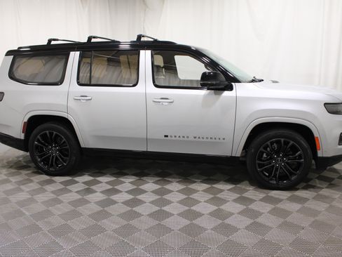 Used 2024 Jeep Grand Wagoneer Series II Obsidian w/ Quick Order Packagew 28T AWD/4WD image 28