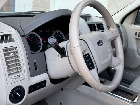 Used 2008 Ford Escape 4WD Hybrid image 18