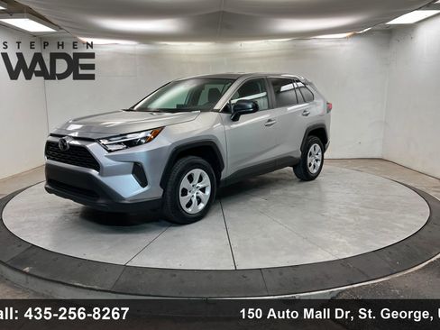 Used 2024 Toyota RAV4 LE image 1