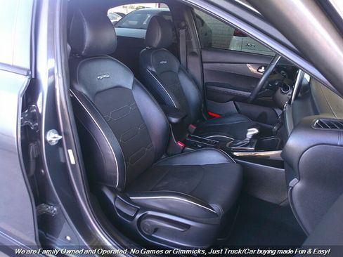 Used 2022 Kia Forte GT-Line w/ GT-Line Premium Package image 25