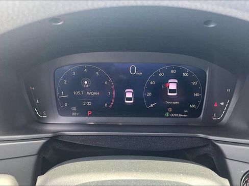 Used 2025 Honda Accord SE image 13