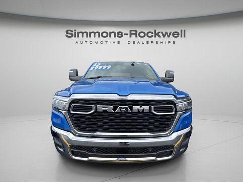 Used 2025 RAM 1500 Big Horn AWD/4WD image 6