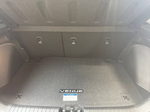 New 2026 Hyundai Venue SEL FWD image 9