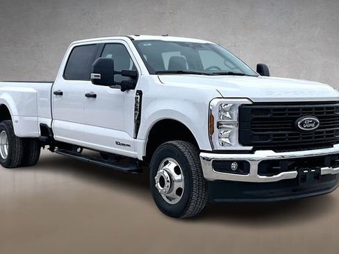 New 2026 Ford F350 XL w/ 360-Degree Camera Package image 2