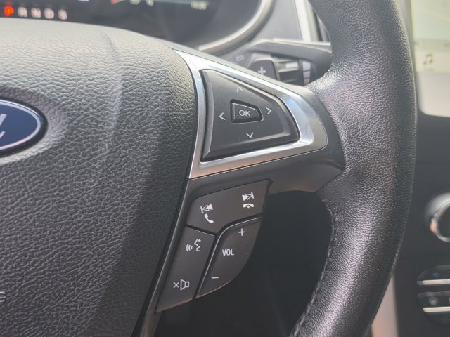 Used 2018 Ford Edge SEL w/ Equipment Group 201A FWD image 33