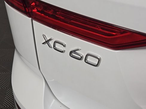 Used 2021 Volvo XC60 T8 Inscription Expression image 10