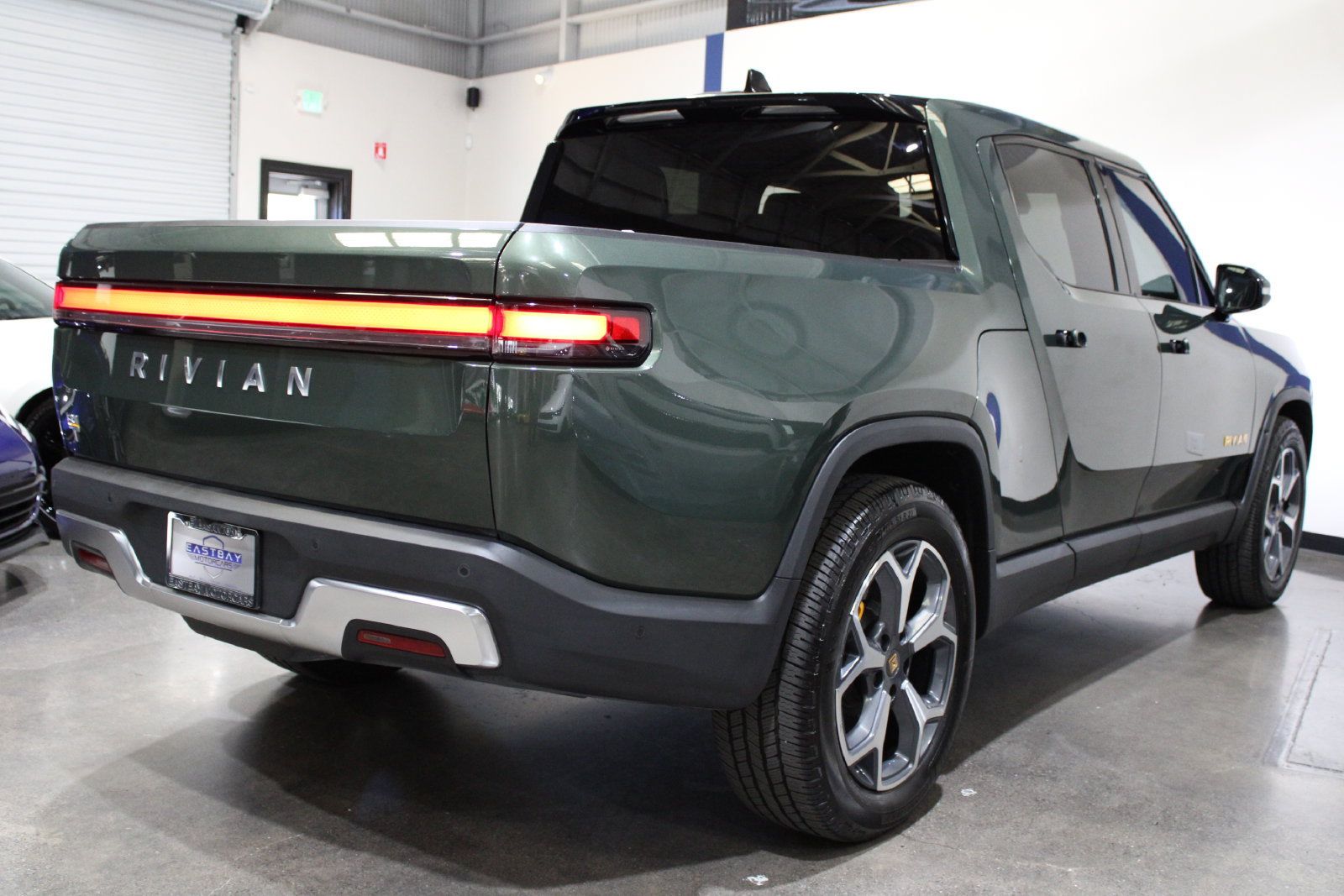 Used 2023 Rivian R1T Adventure Quad AWD/4WD image 11
