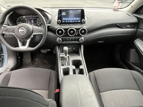 Used 2025 Nissan Sentra SV w/ Trunk Package image 17