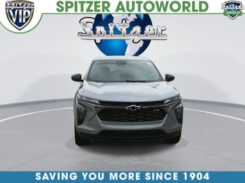 Certified 2025 Chevrolet Trax RS w/ Driver Confidence Package FWD image 4
